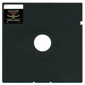 http://commons.wikimedia.org/wiki/File:5.25-inch_floppy_disk.jpg#filelinks  